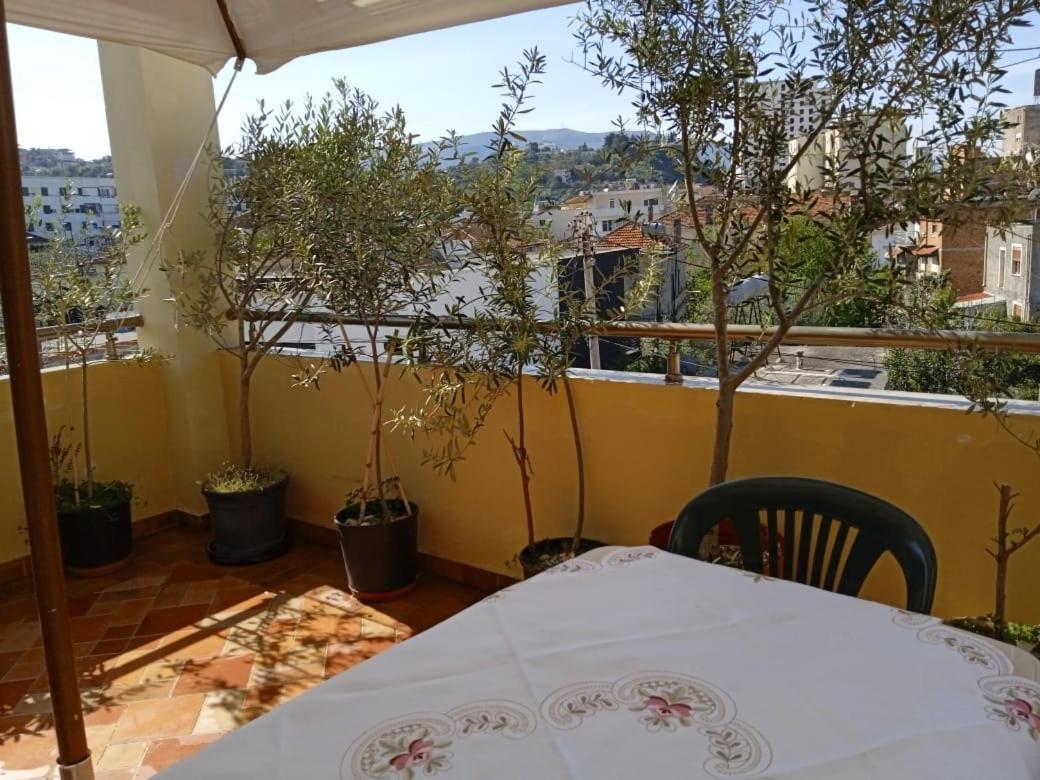 Guest Room Near Historical Center Vlorë Exterior foto